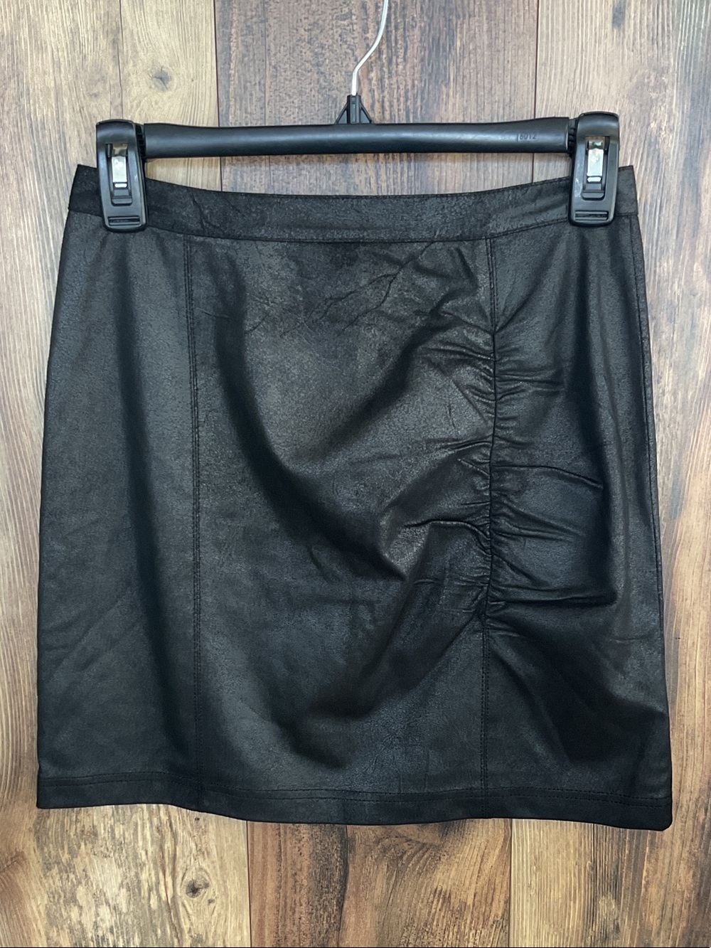 Free People Black Faux Leather Look Mini Skirt with Side Ruching XS   360B